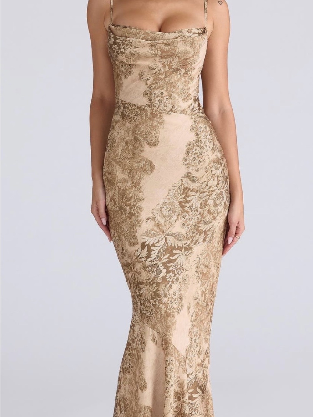 House of CB NALANI
Gold Patterned Satin Maxi Dress - Limited Edition size - M - Picture 3 of 8